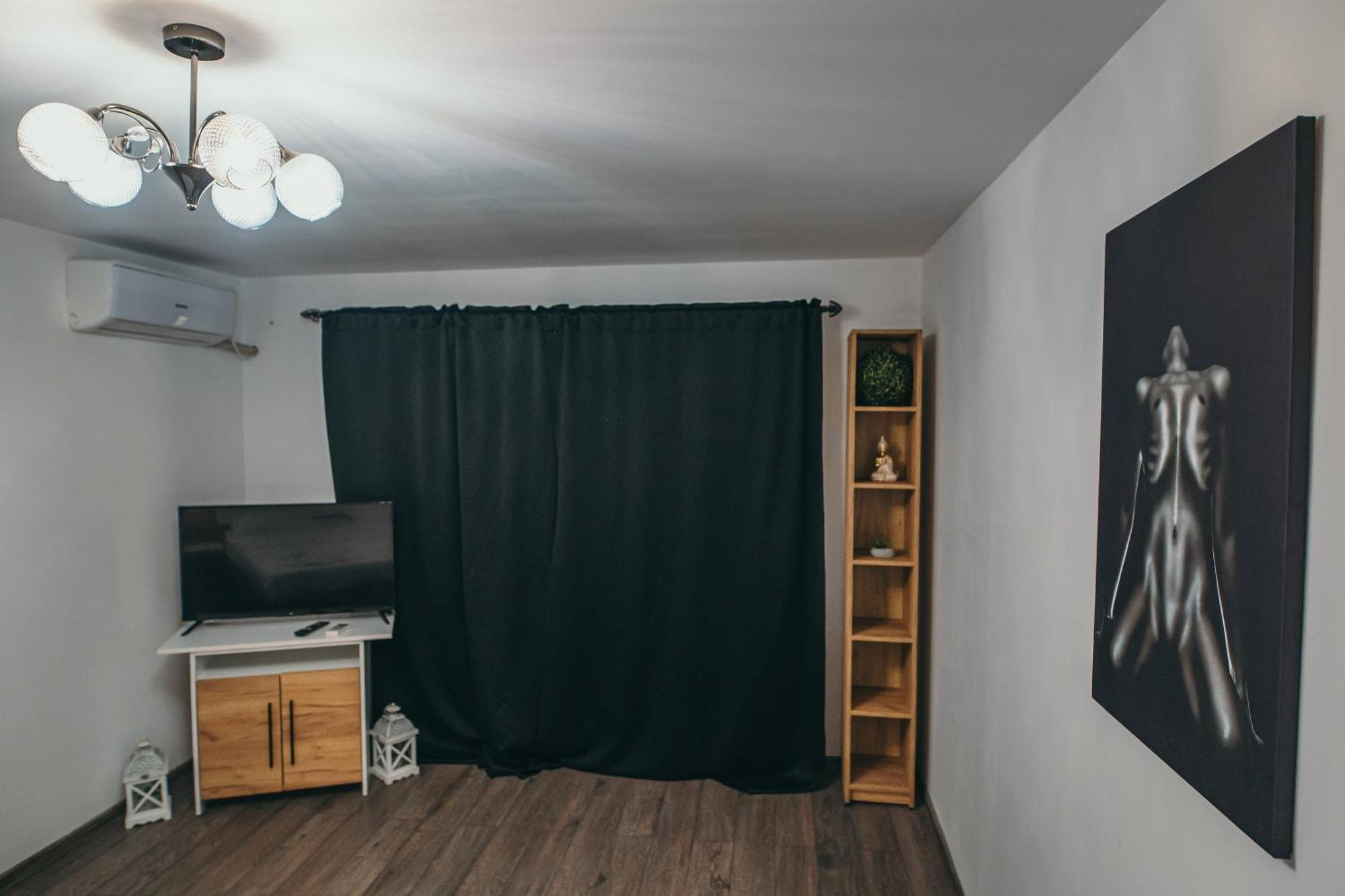 Insomnia Studio 드로베타 투르누 세베린 외부 사진
