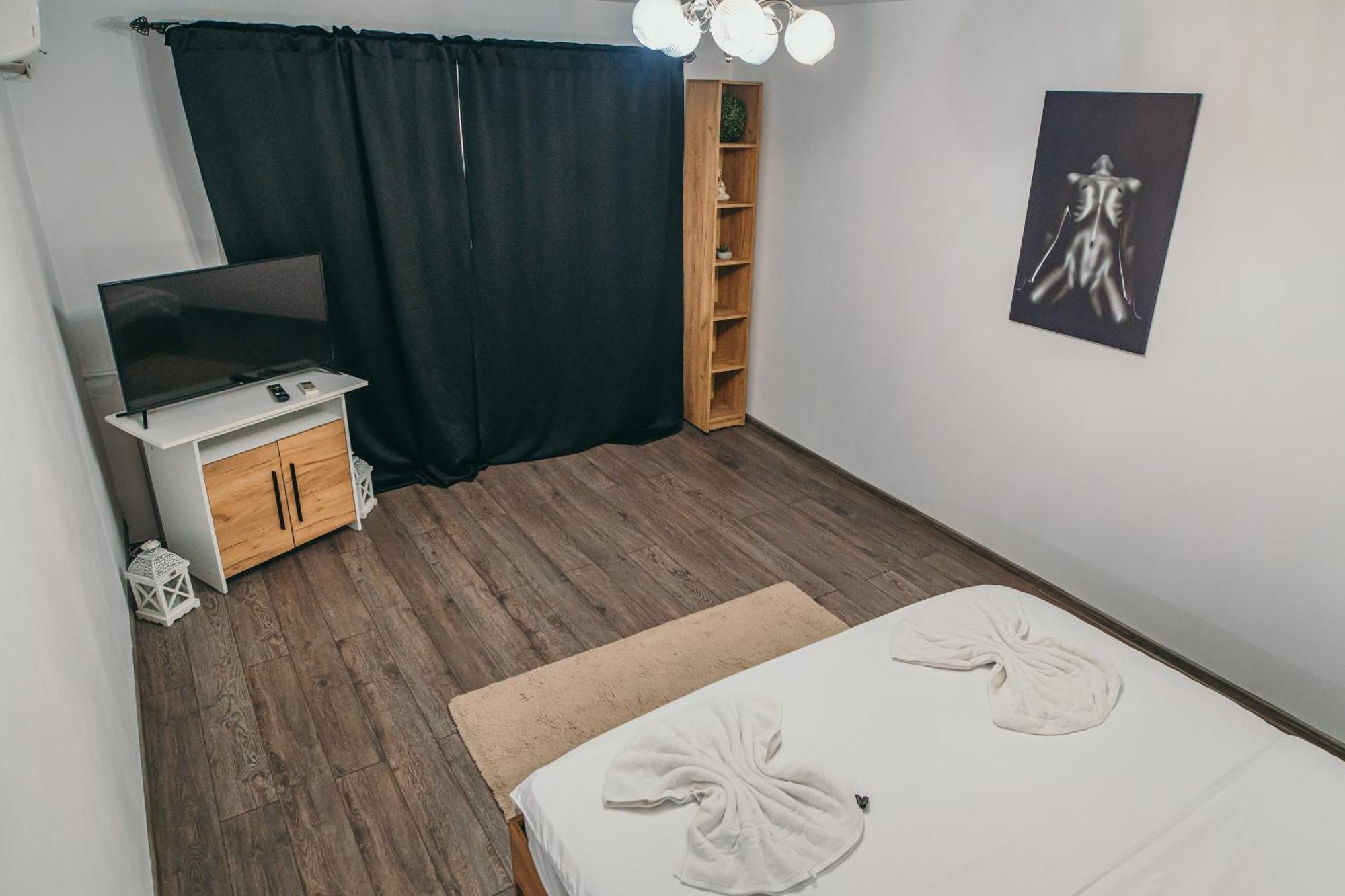 Insomnia Studio 드로베타 투르누 세베린 외부 사진